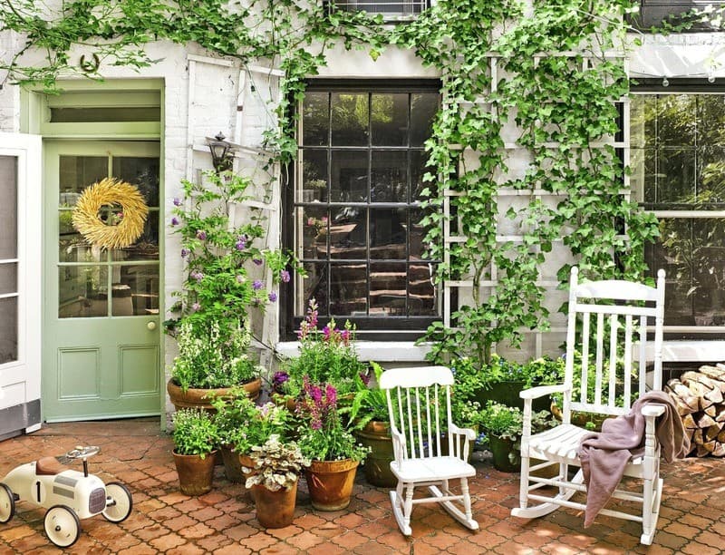 Small But Inviting Patio