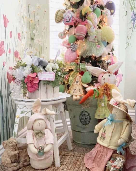 Create a Simple Tree with Easter Decorations