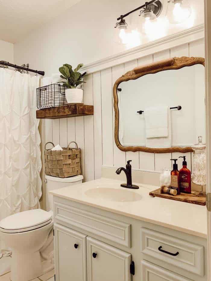 Add Curves With An Ornate Mirror