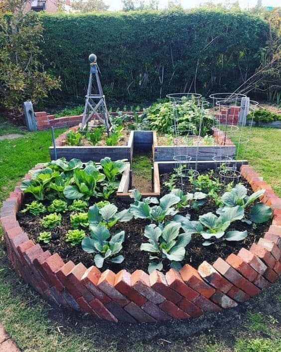 Raised Garden Bed Using Bricks Without Mortar