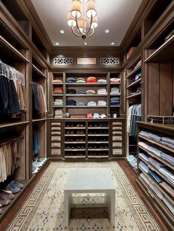 Elevate the Aesthetics of Your Closet with Molding