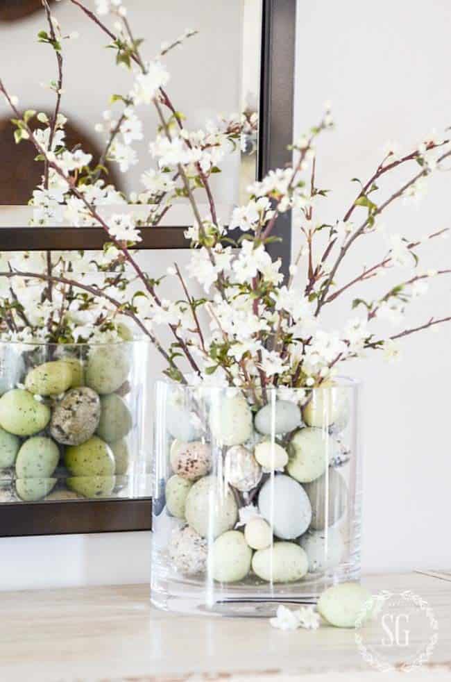 Whimsical Tablescape with Eggs and Flowers Vase