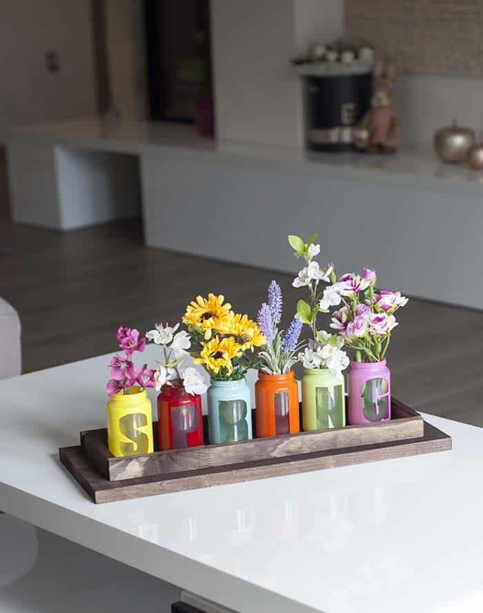 Transform Mini Jars with Spray Paint this Spring