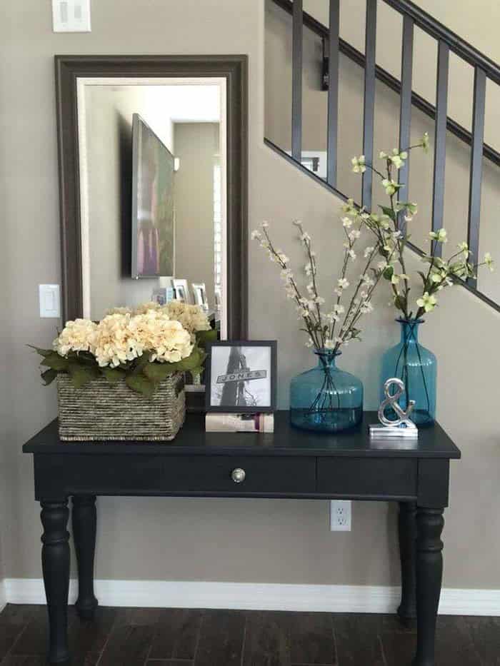 Create a Stylish Entryway with a Black Console Table