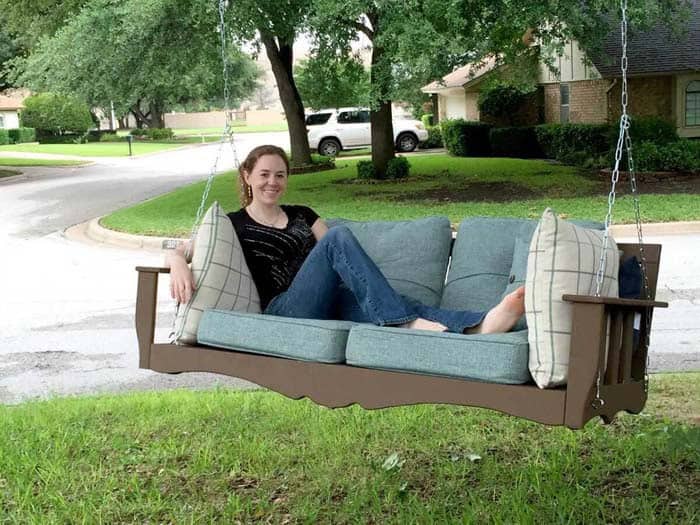 Make a Spacious Swing Bed to Relax and Unwind