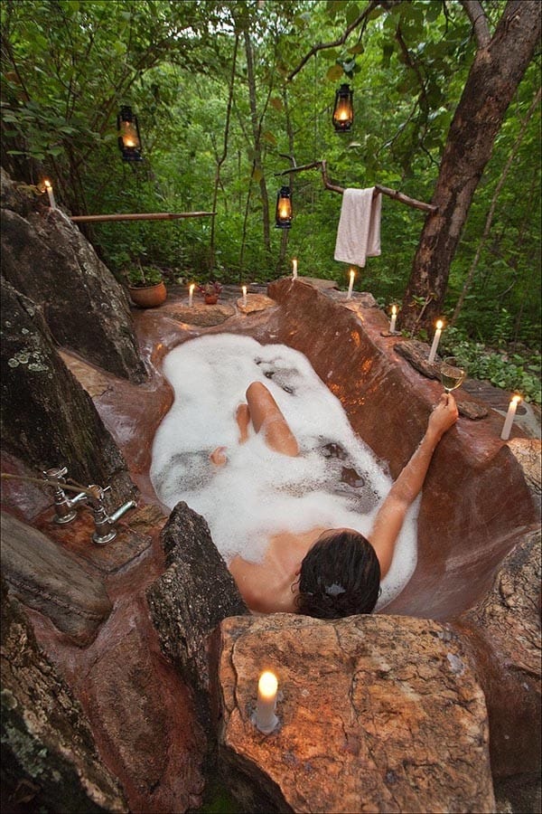 Enjoy Your Bathing Moments with a Natural Rock Bathtub