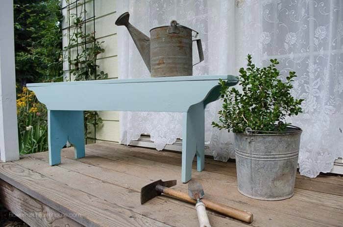 Transform Your Porch with a DIY Victorian Garden Bench