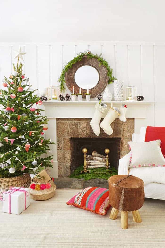 Decorate A Festive Fireplace