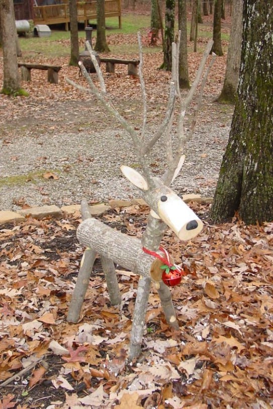 Primitive Wood Log DIY Reindeer