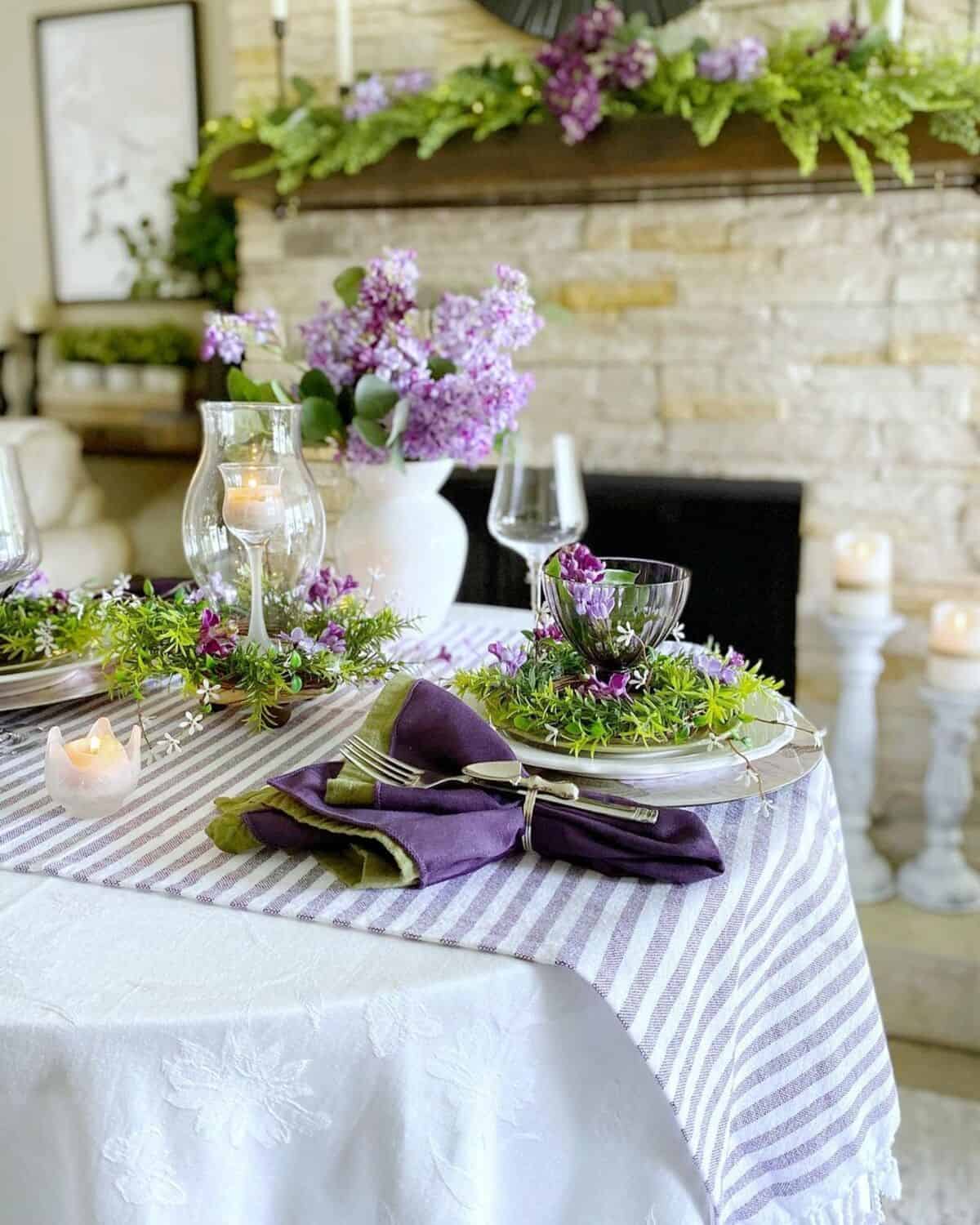 Lilac And Leafy Decoration