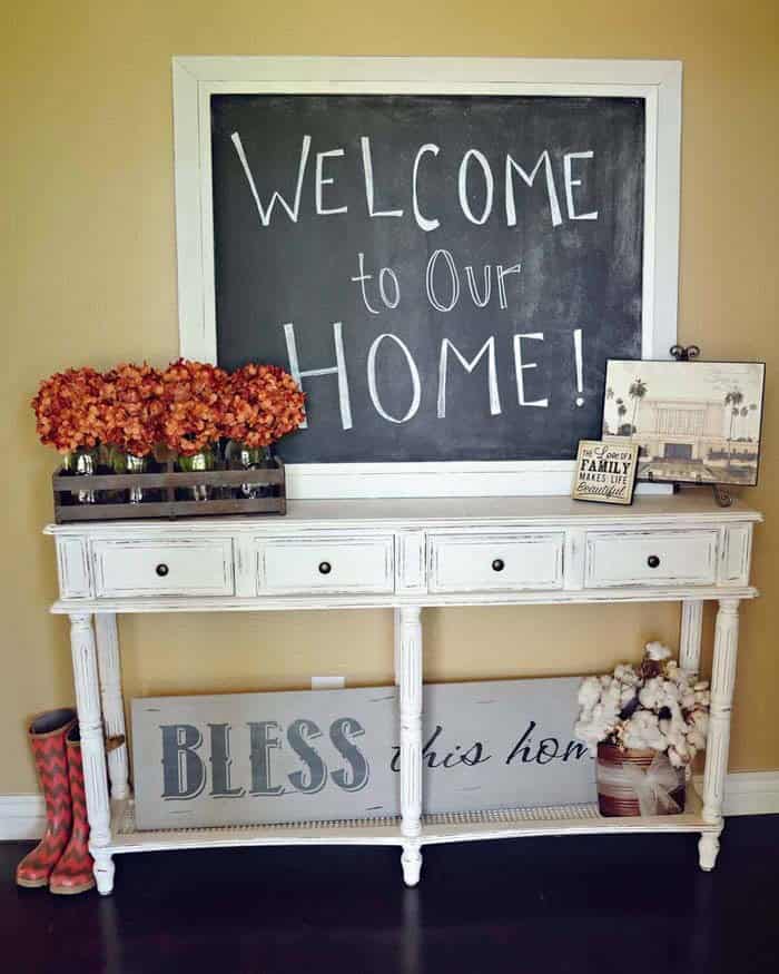 Upcycle a Console Table for Shabby Chic Entryway