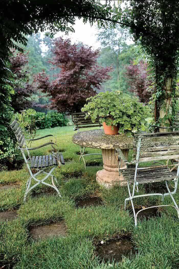 Add Lush Greenery to Your Vintage Backyard Seating Area