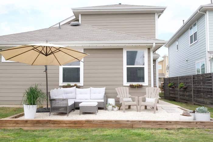 Create an Idyllic Gravel Patio in Your Backyard