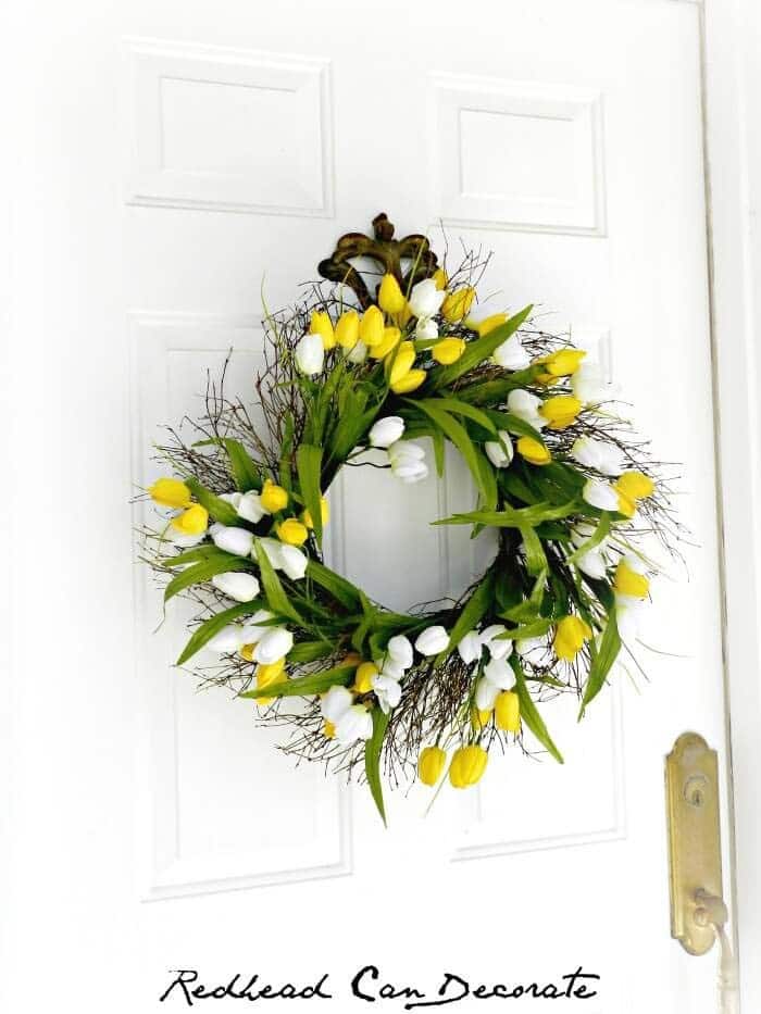 Tulip And Twig Spray Wreath