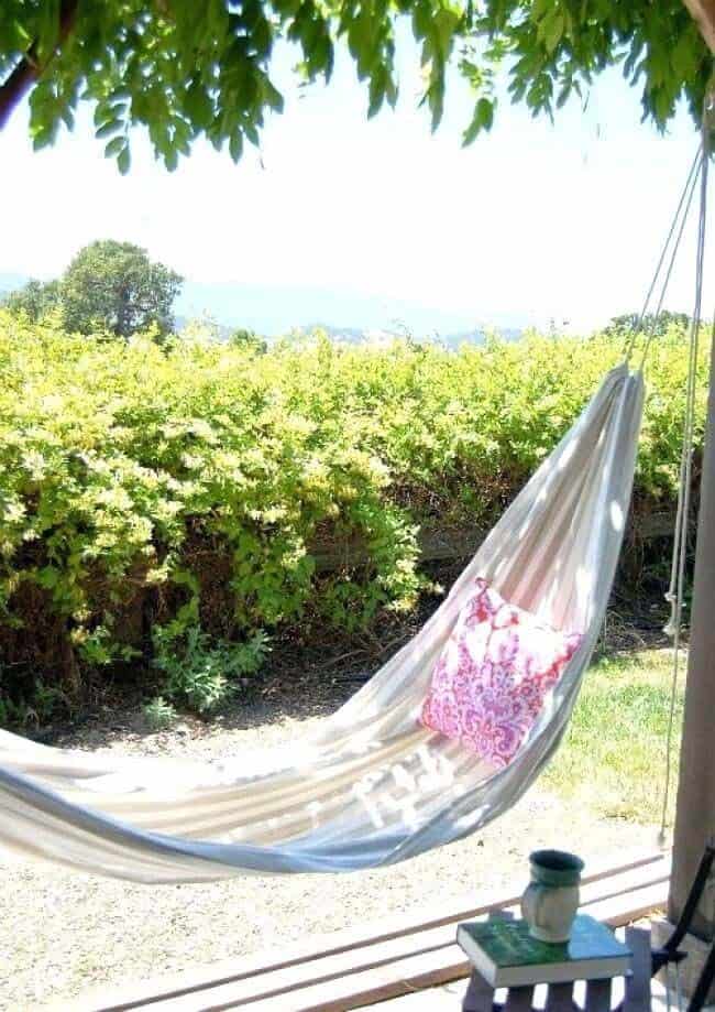 Make a Summertime DIY Hammock