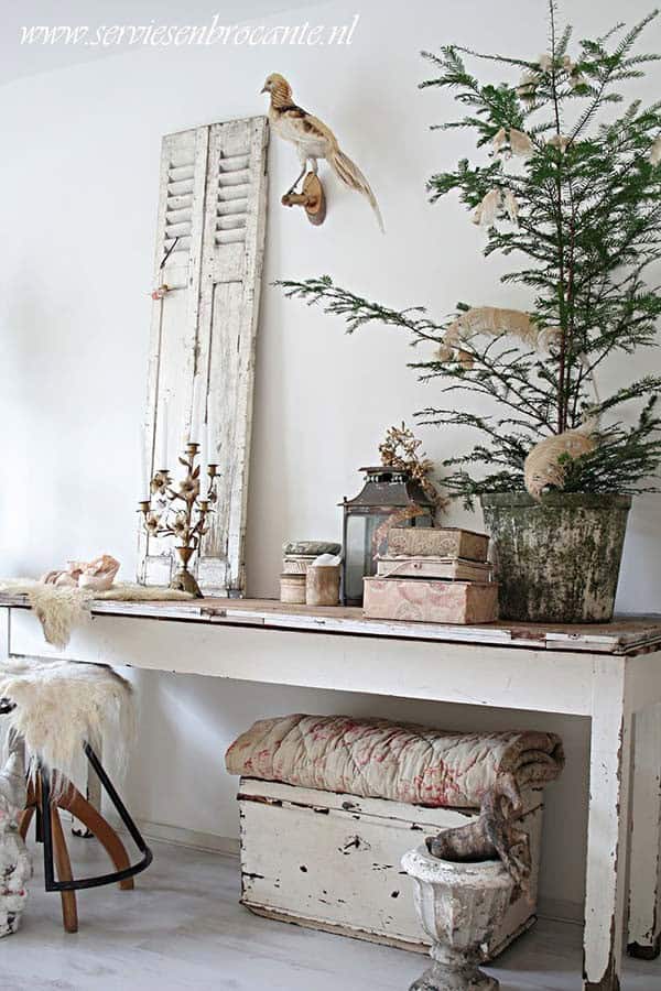 Create Festive Timeless Cheer with Your Entryway Decor