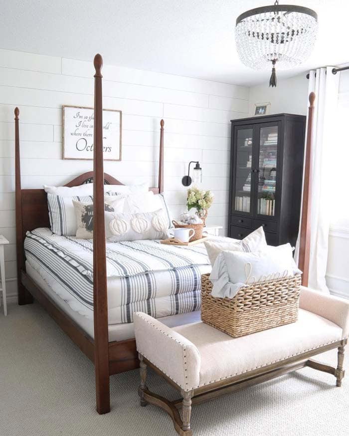 Light Gray Shiplap Reimagines Coastal Elegance