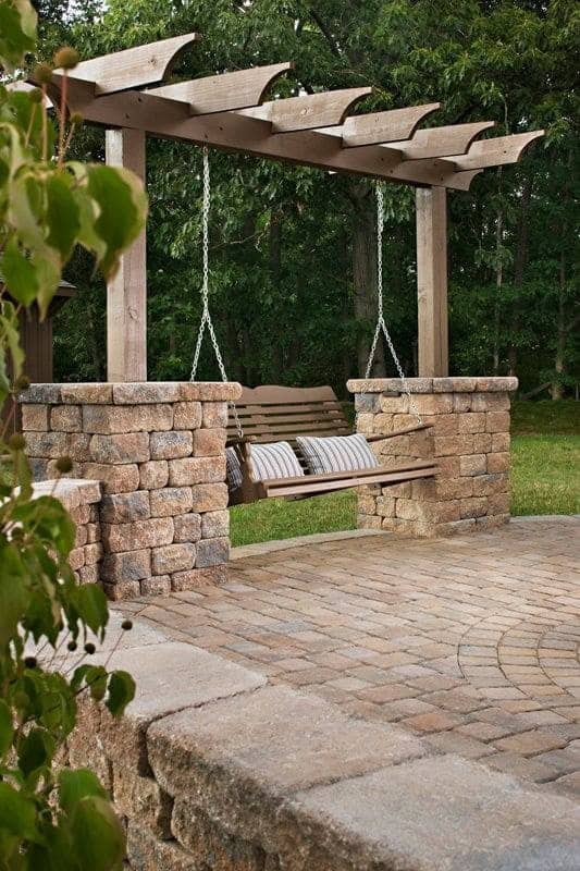 Relaxing Swing Bench Pergola