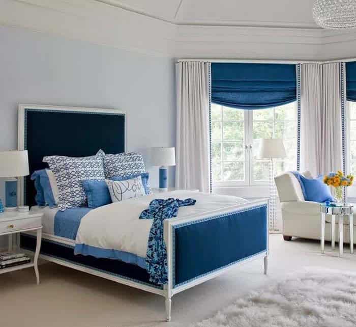 Make a Calming Women’s Bedroom with Blue and White