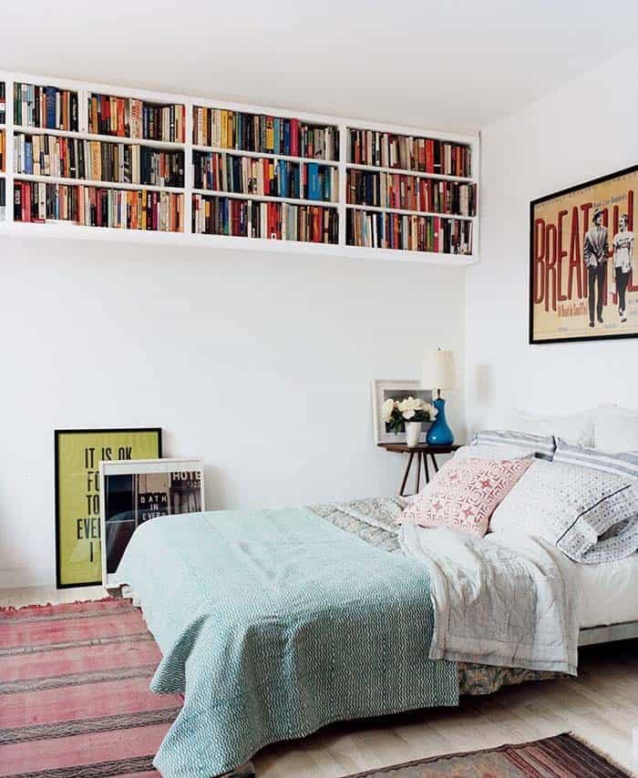 Optimize Storage in Small Bedrooms Using Vertical Lines