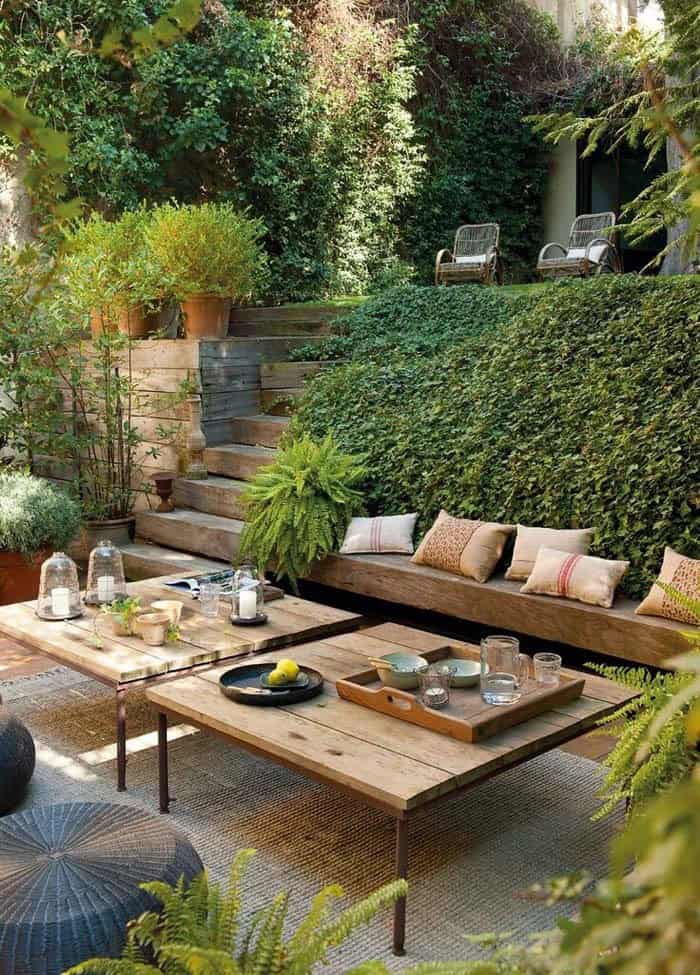 Create a Wall With Greenery