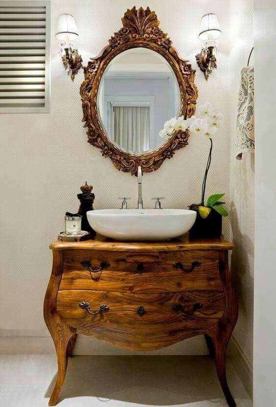 Add Splendour to Your Home with an Antique Vanity Design