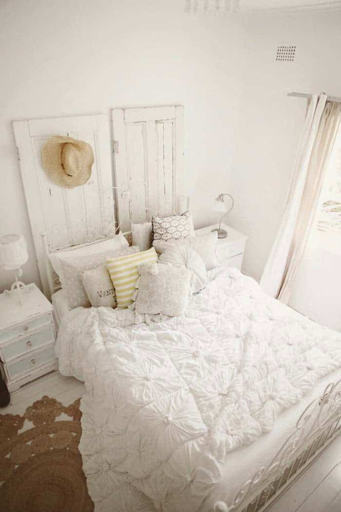 Boho Style For A Romantic Bedroom